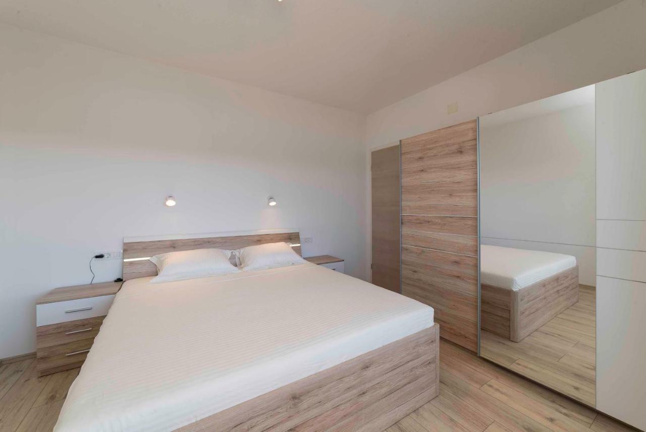Sunset House Apartment Kampor Exterior foto